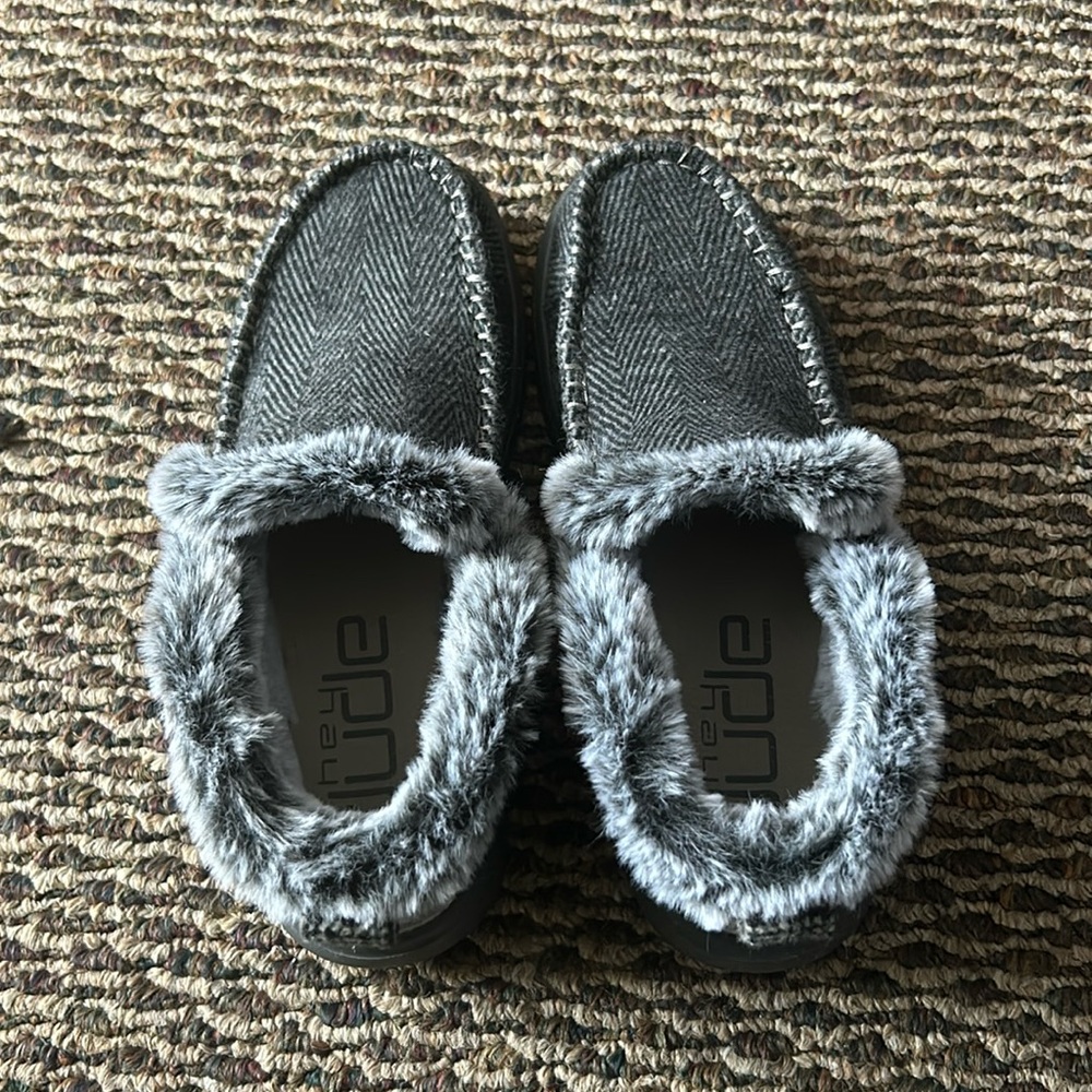 Heydude boots women’s size 7